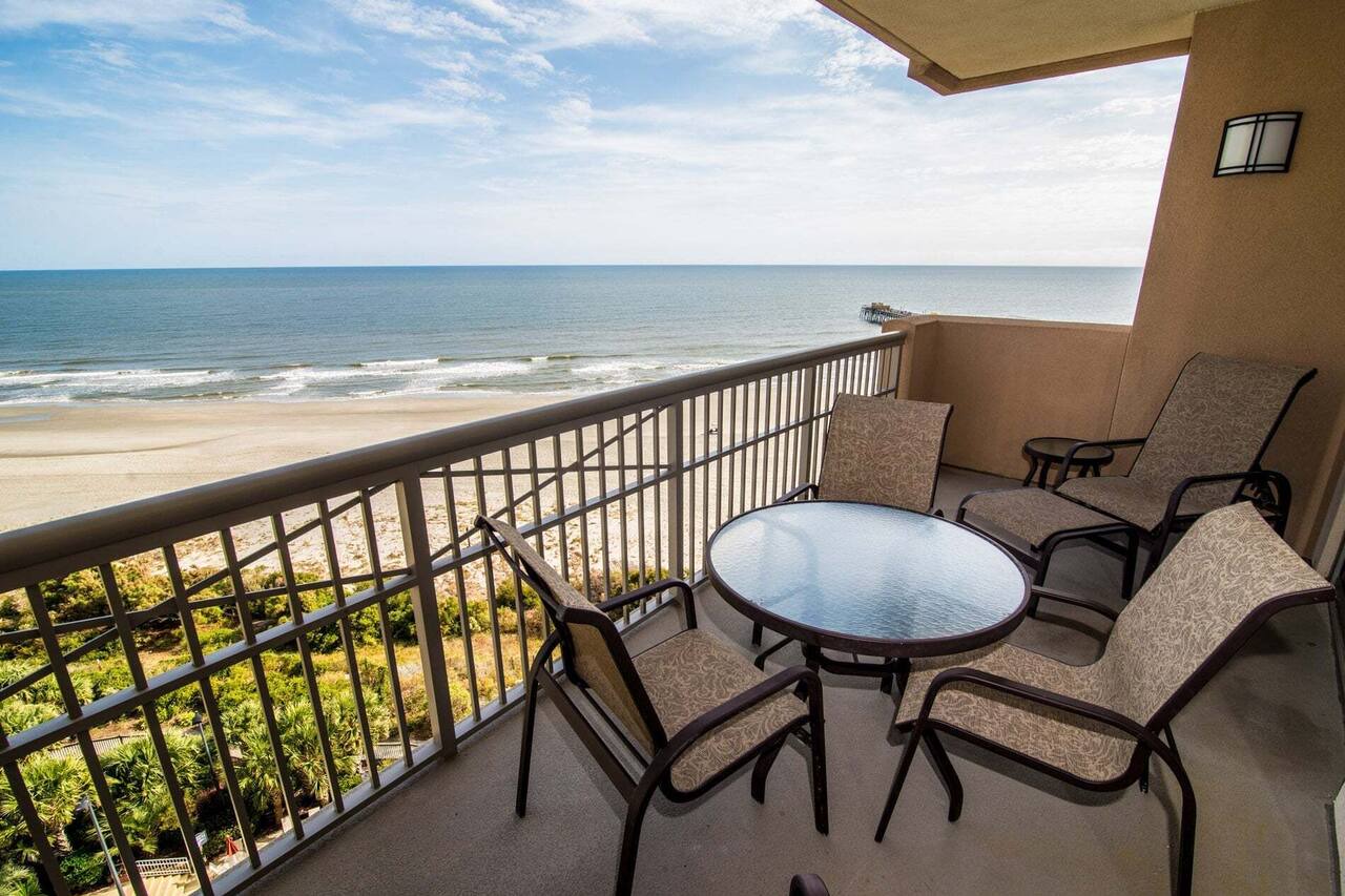 $150 activities - E-gift card when you book - Luxury, Oceanfront Retreat - 2 King Beds | M804 1