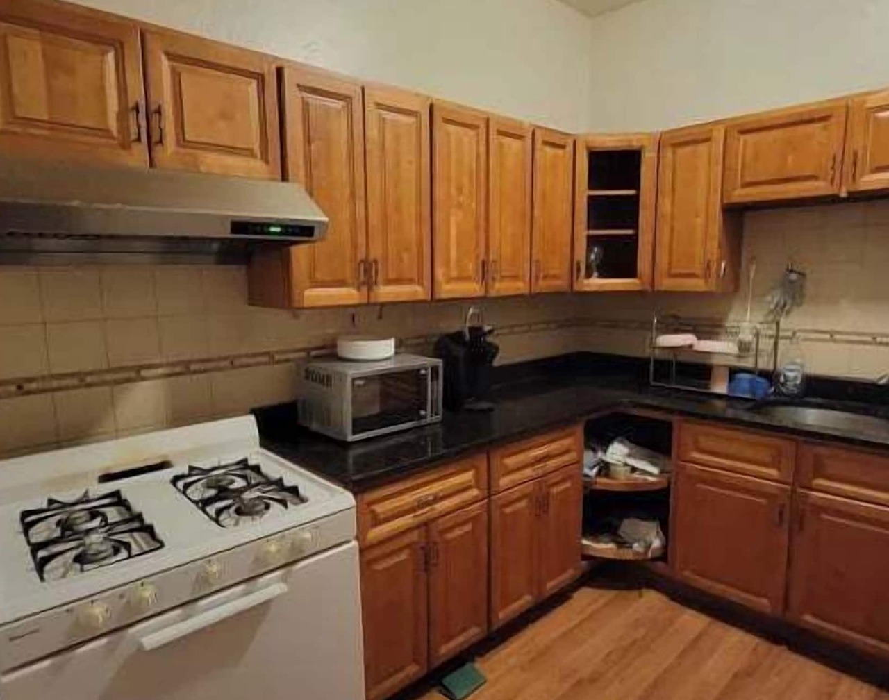 184 Heath St 1