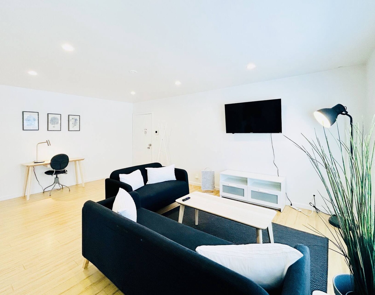 1BR Apt in Culver City by Just Bring Your Toothbrush 1