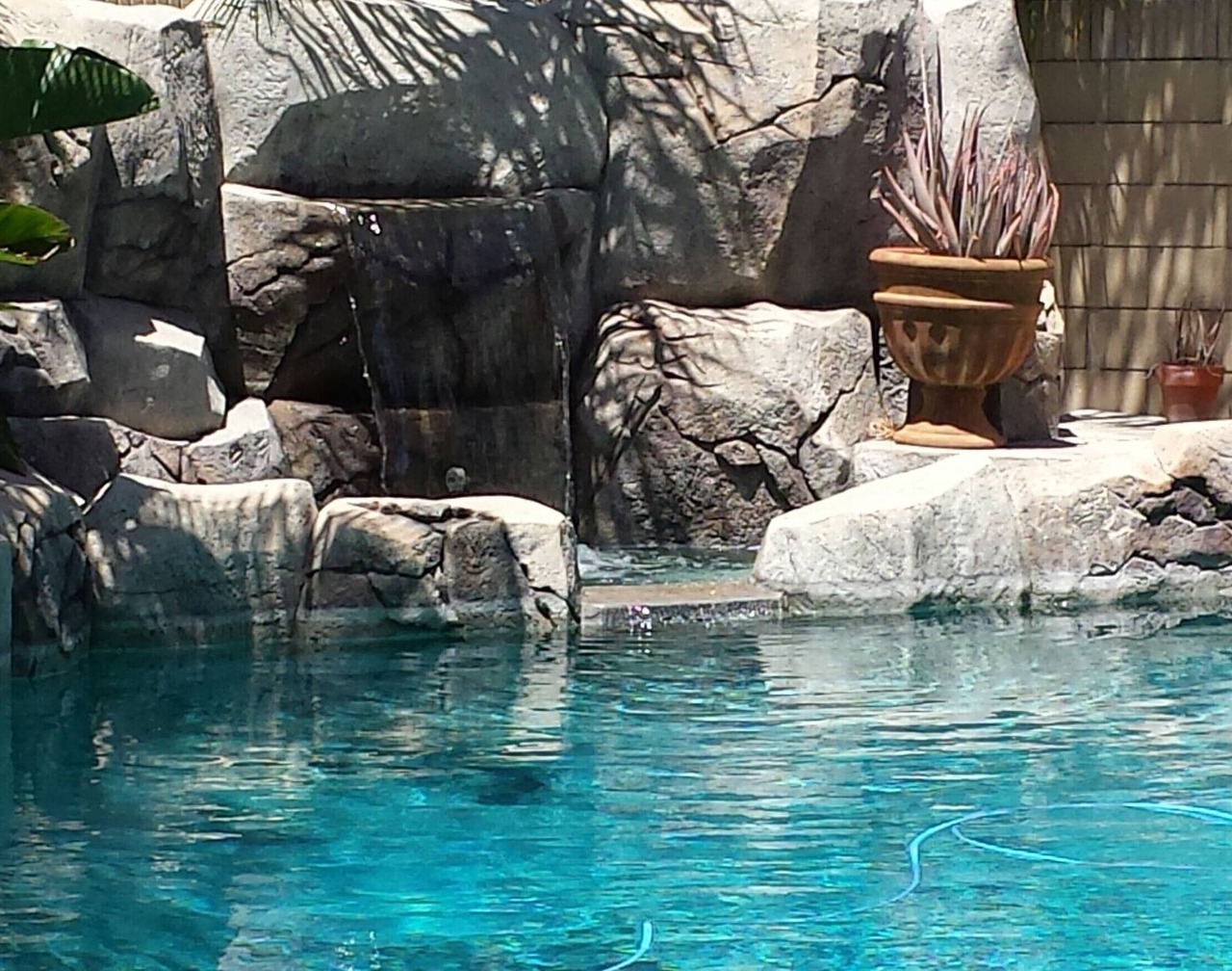 2.5 Miles to Disneyland Luxury 2,850 sq. ft. HEATED SPA REG2015-00090 1