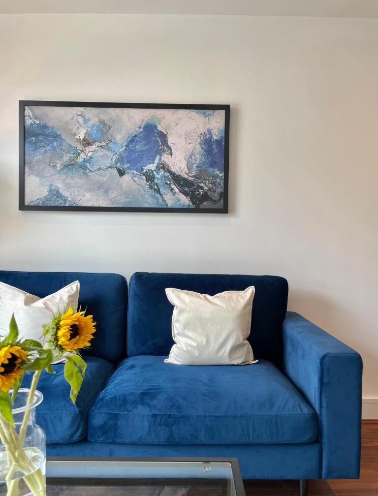 2 Bed Flat next to park and Battersea Power Station 1