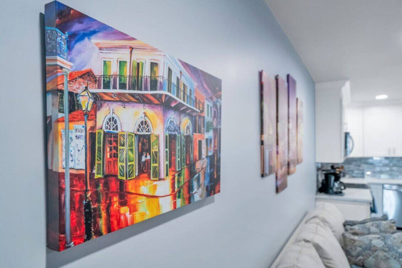 3 Bed/3 Bath with King Bed 15 min to Downtown New Orleans 1