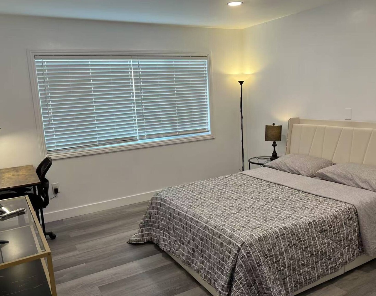 3-bedroom bungalow in fantastic Baldwin Park with WiFi, AC 1