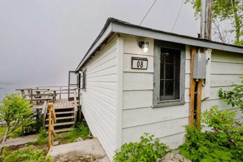 3-bedroom Lakeview Cottage - Rockwood #8 1