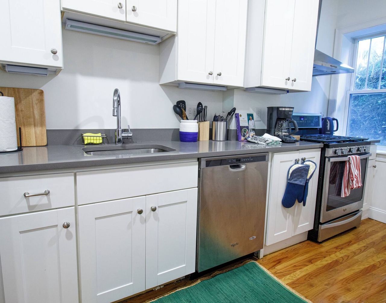 3BD 1.5BTH Bright and Spacious Apt 1