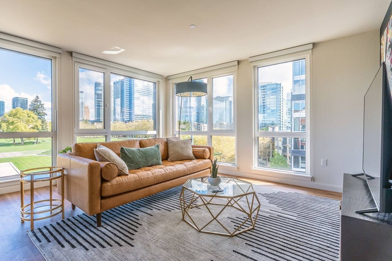 3BR | Gym, Balcony | Bellevue | Sophari Parkside I 1
