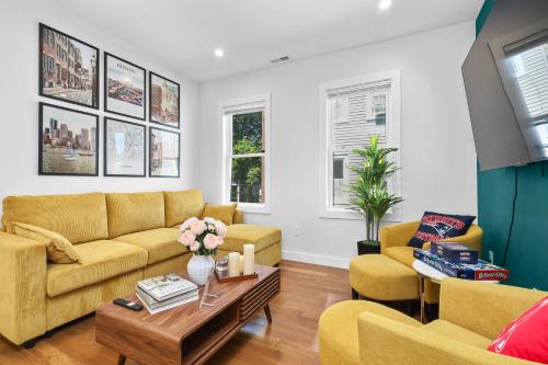 3BR2Bth TD Garden BOS MIT Harvard 2 Parking Spaces 1