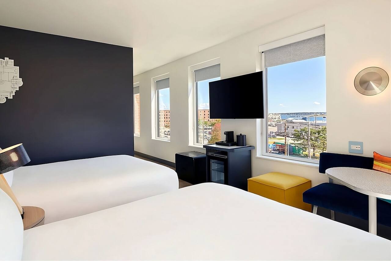 4 Cozy Units | Downtown Stay, Waterfront & Near Vibrant Old Port District 1