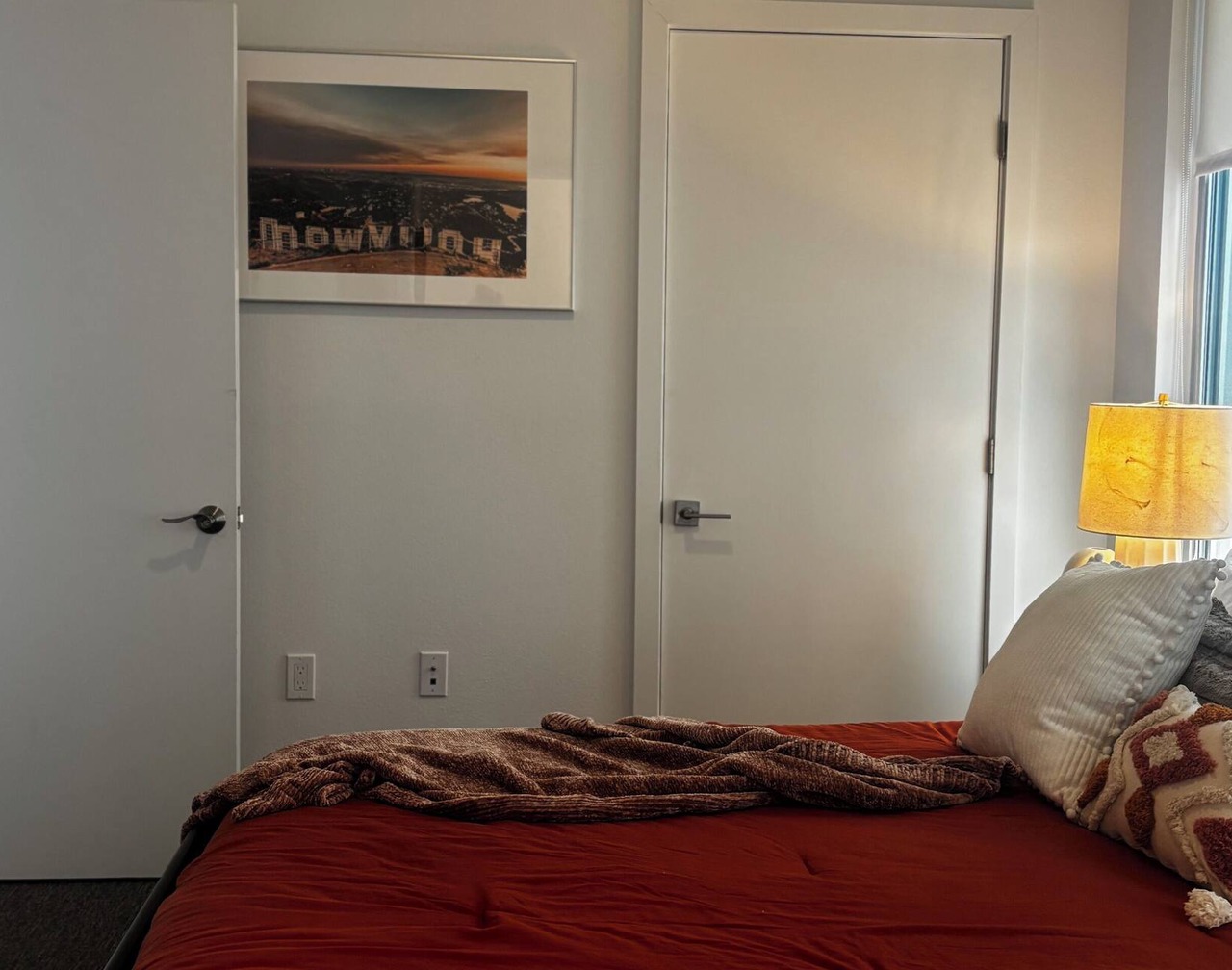 A bike ride to the beach furnished bedroom with en-suite bathroom! 1