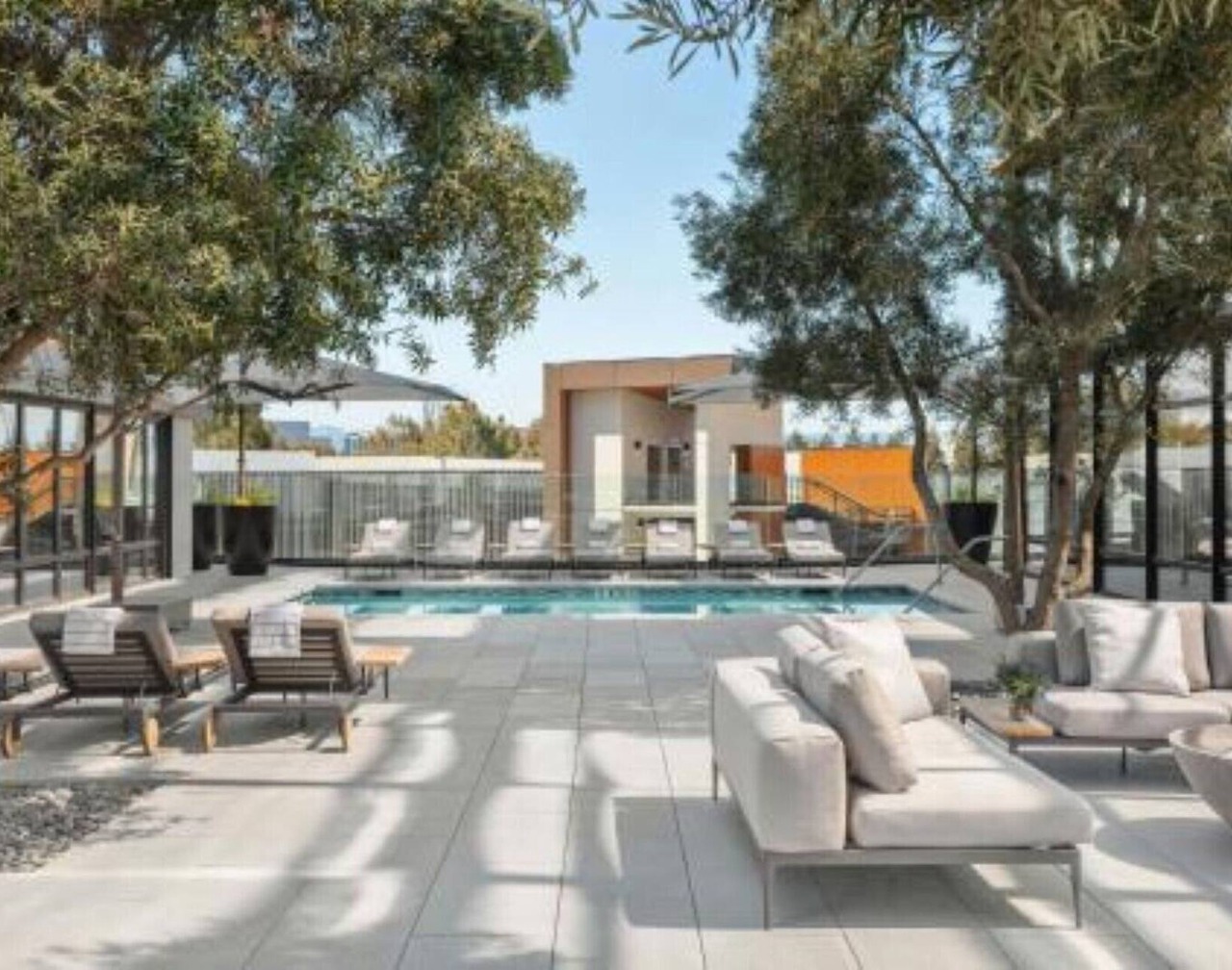 A Relaxing and Modern Hotel in Sunnyvale CA 1