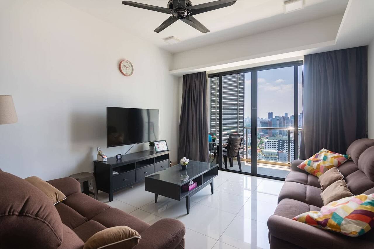 A Stylish High Floor 3BR Apt at Bukit Bintang 1