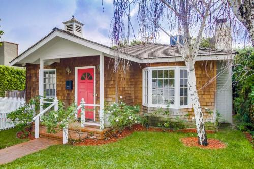 A Touch of Cape Cod in West Hollywood 1
