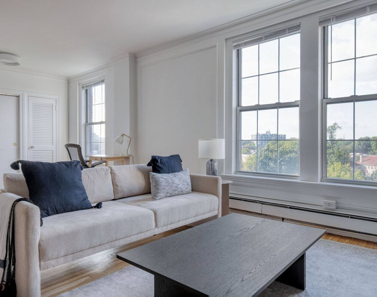 Airy Brookline 2BR w/W/D, nr Dining & Green Line, by Blueground 1