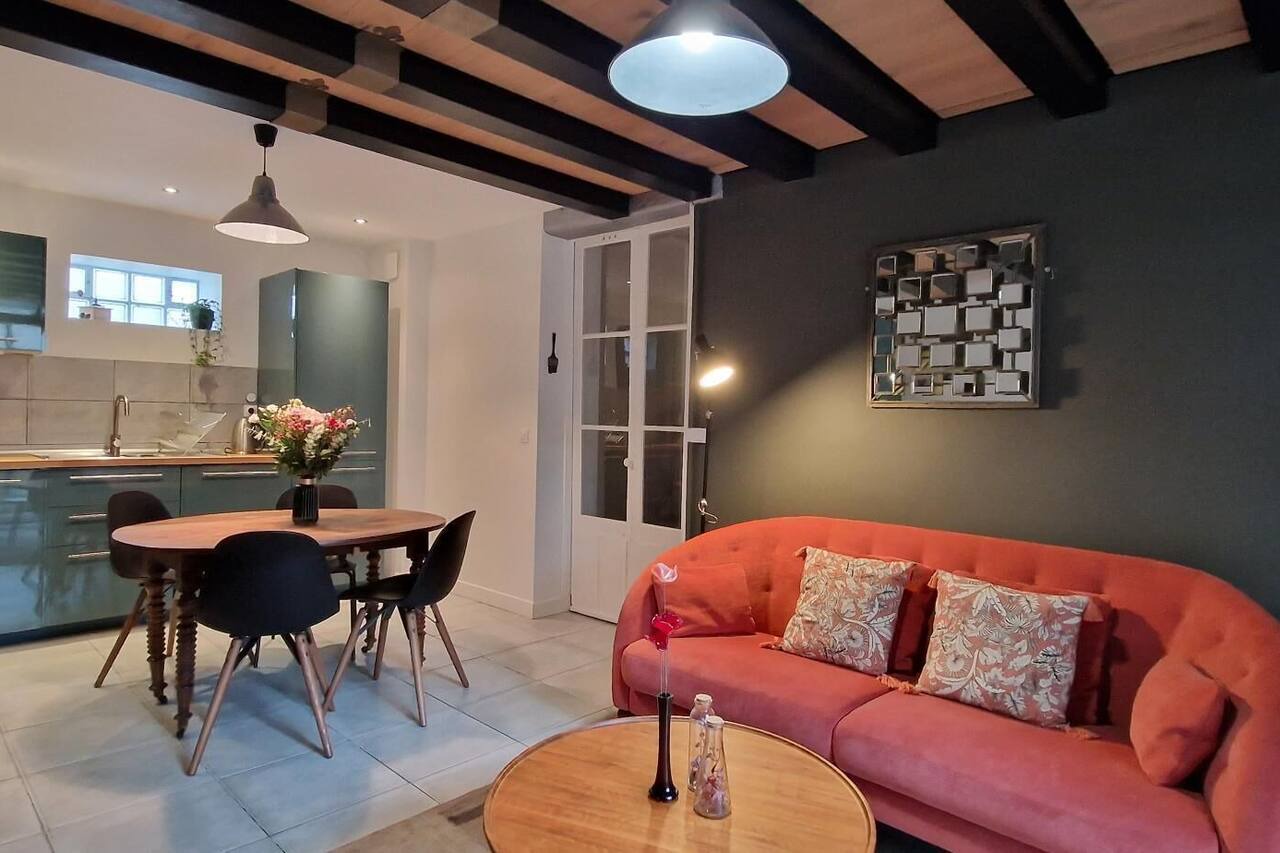 Aliénor-Apartment-Family-Terrace-Ensuite with Bath 1