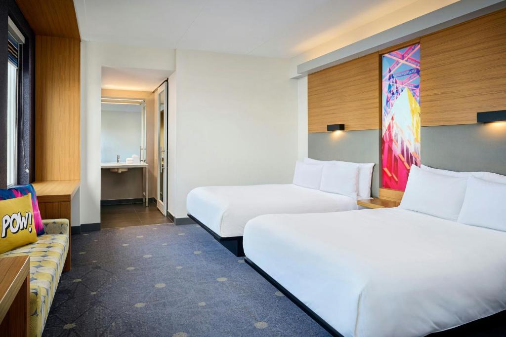 Aloft by Marriott Vaughan Mills 1