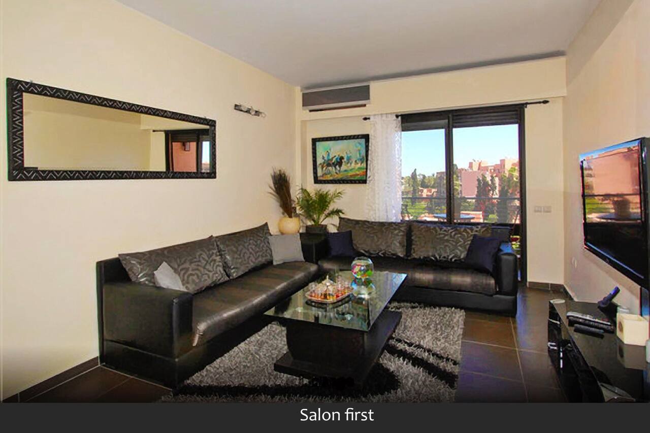 Apartment-Ensuite-Balcony 1
