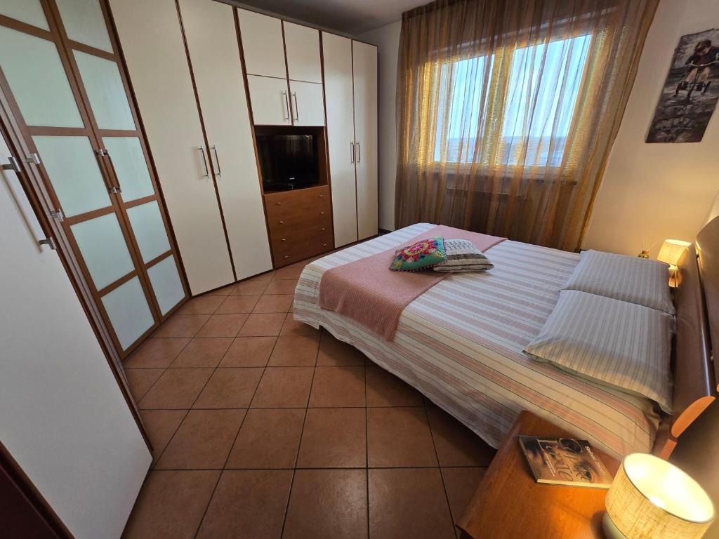 Aurora's Home 1