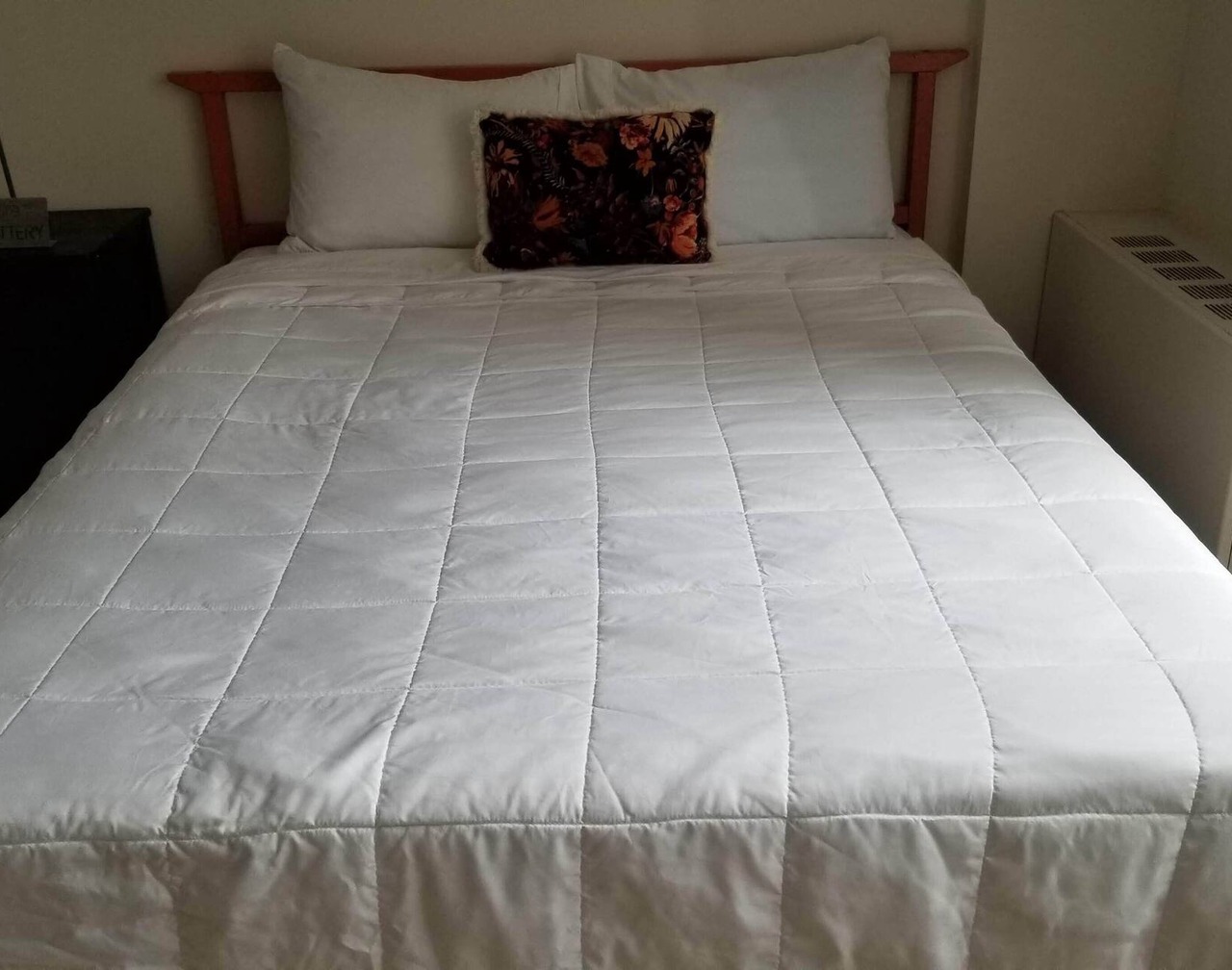 Bdrm On Mass In the Middle 1