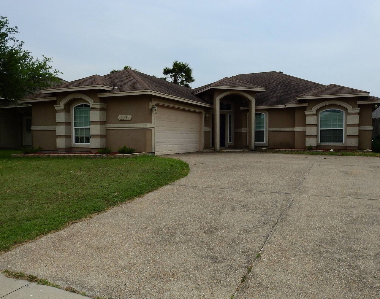 Beach Break 4-bedroom house in fabulous Corpus Christi with Remote office 1