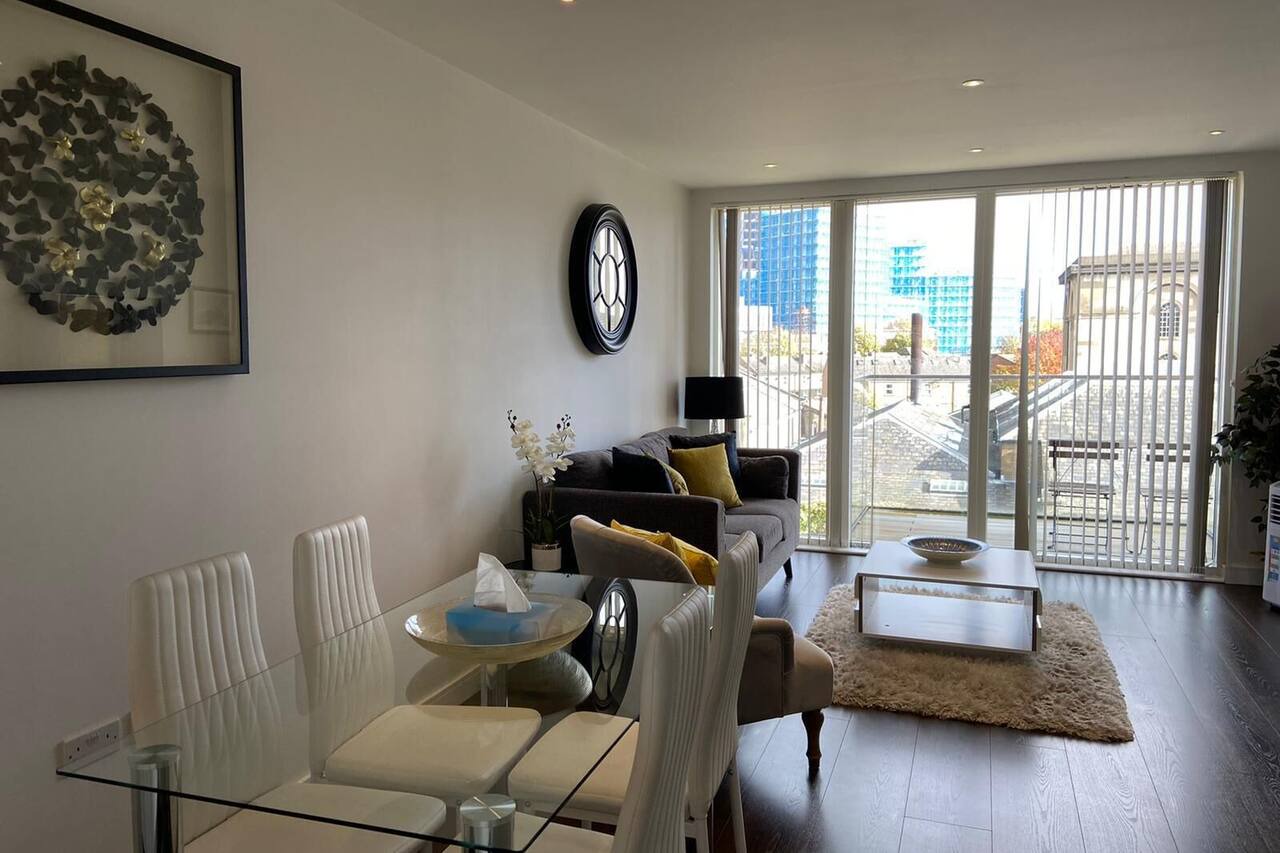 Blissful one bed near the River 1