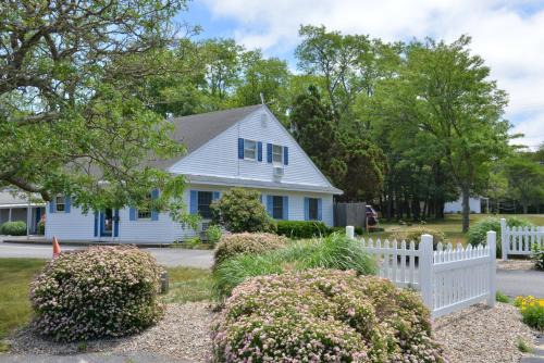 Blue Dolphin Inn 1