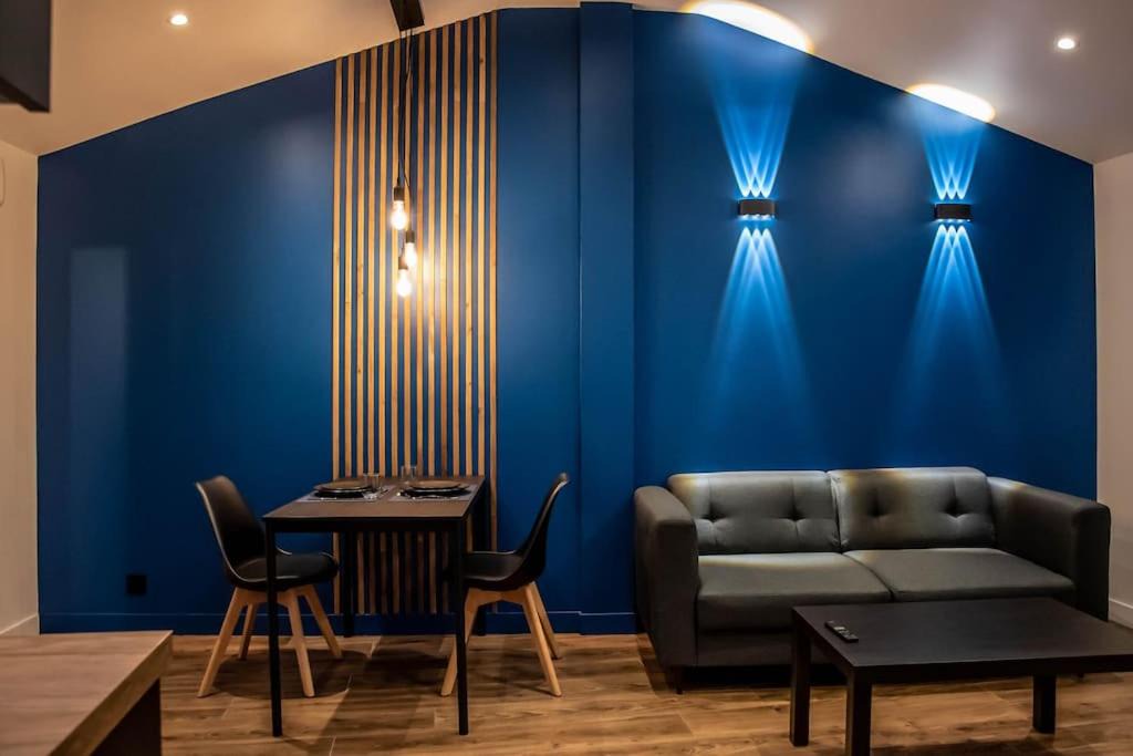 BLUE NIGHT - Jacuzzi - Bord de Seine 1