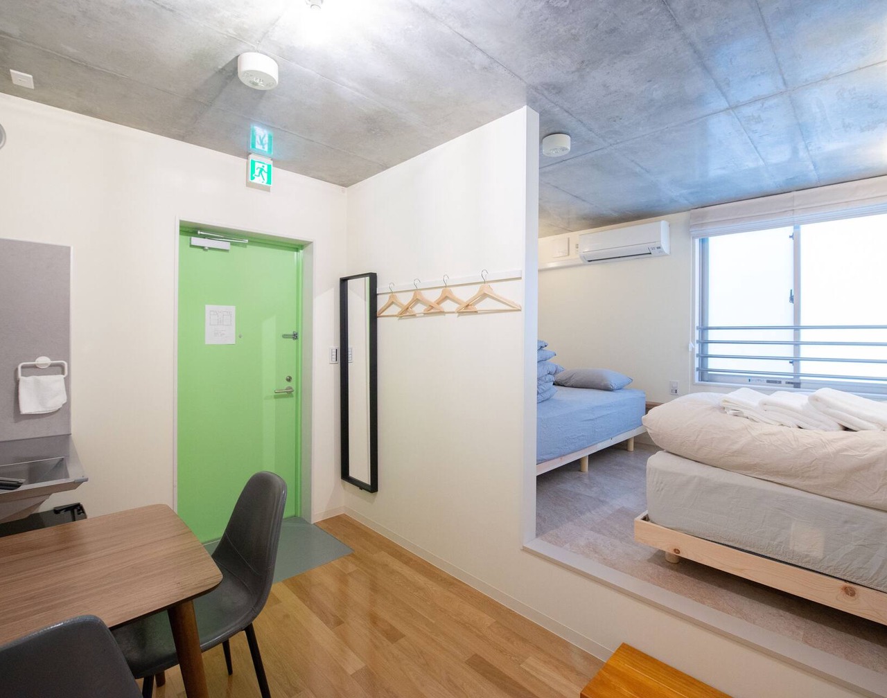 bmj Hyakunincho 1