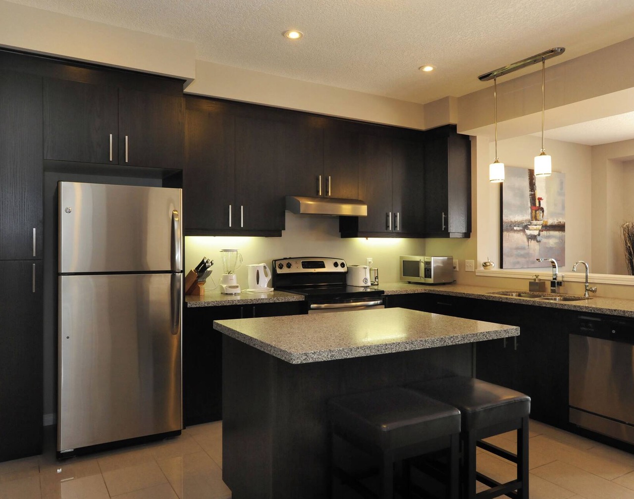 Boardwalk Homes - Vacation Homes & Executive Suites 1