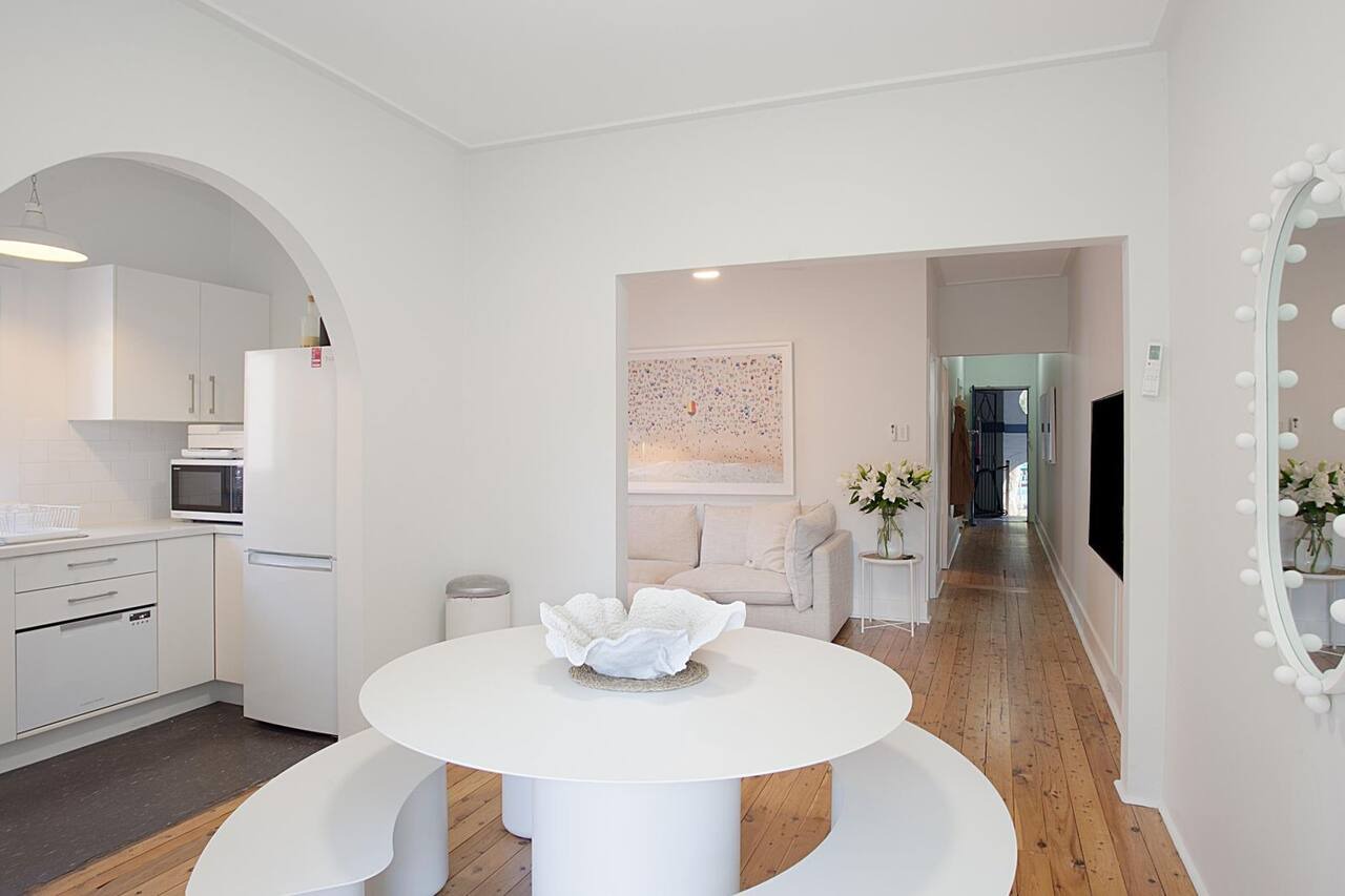 Bondi Sands is a restful and minimal 2-bed apartment, minutes from the iconic beach 1