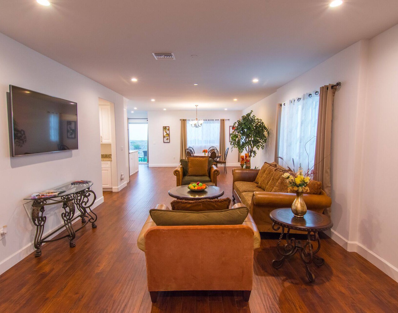 Brand New Luxury Home - 2700 SQFT 4 Bedrooms 3 Bathrooms 1