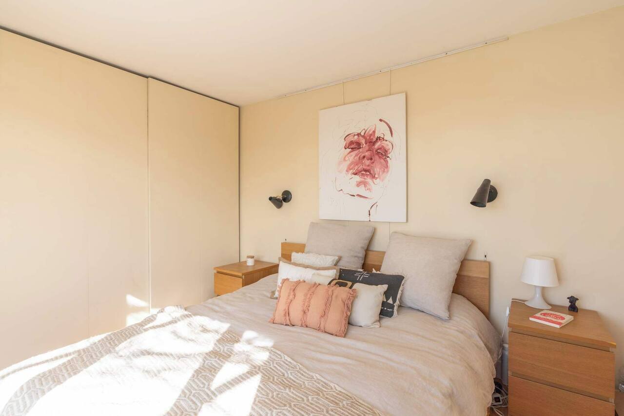 Breathtaking 2BR – Buttes Chaumont & Terraces 1