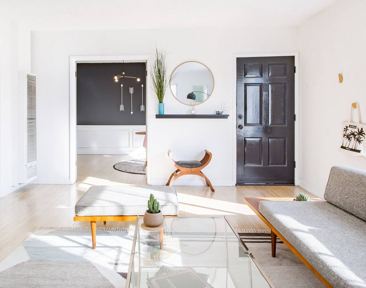 Bright + Breezy 1 Bedroom in West Adams 1