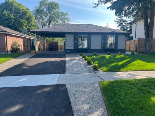 Bright & Cozy 4BR Home for Your Family Stay With Optional Pool Access 1