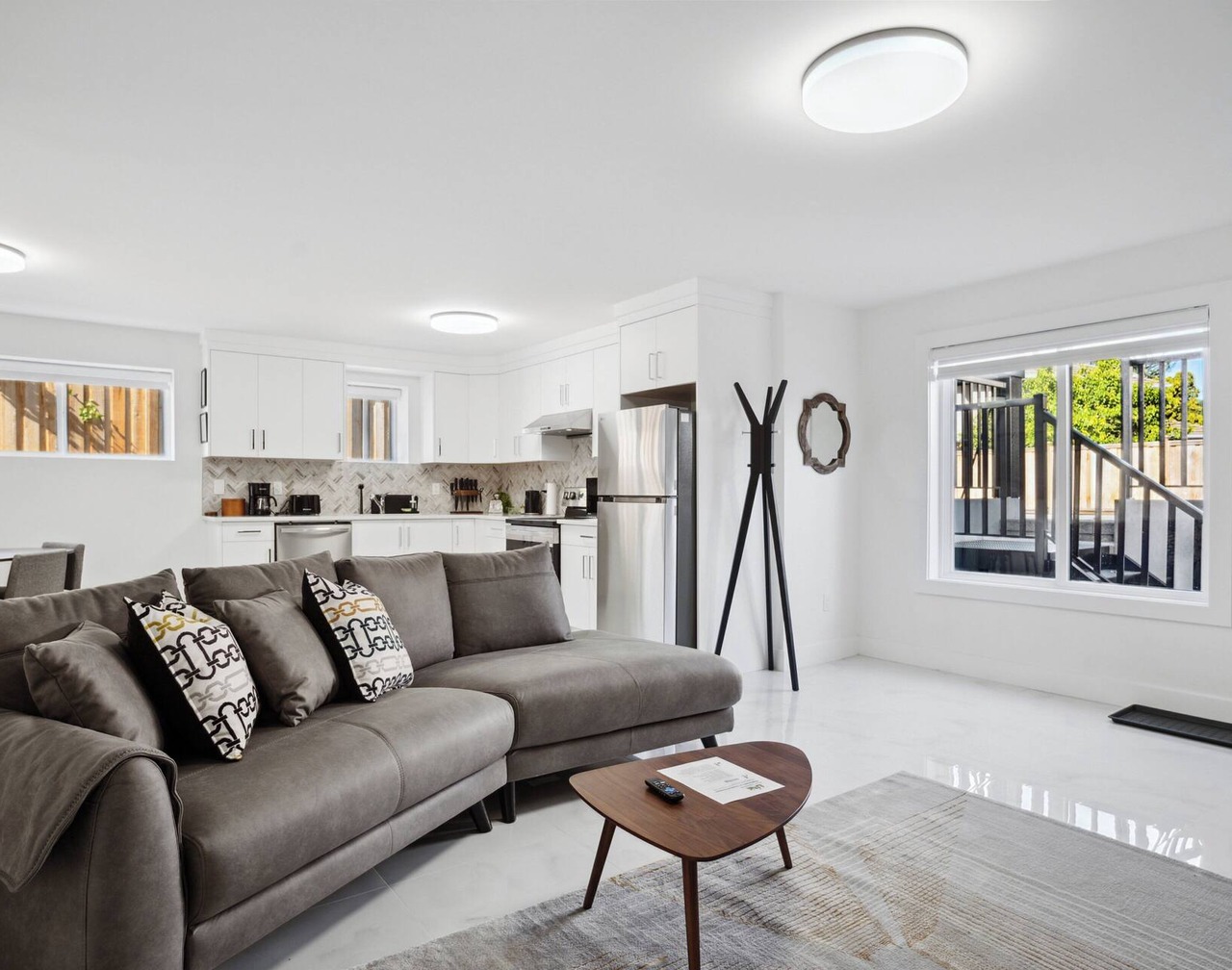 Bright New Modern 2BR/2BA Family Stay with A/C | Close to SFU and Brentwood 1