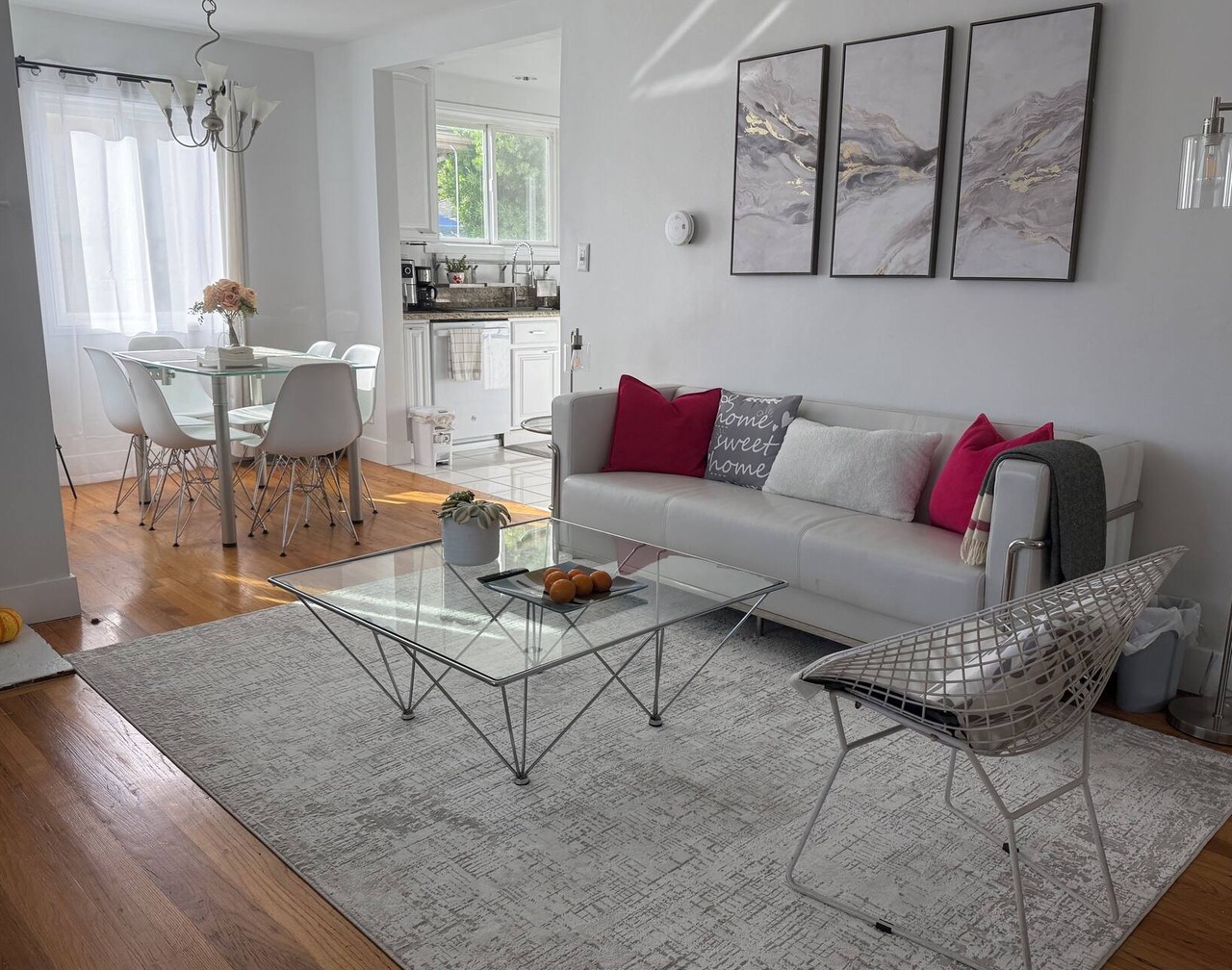 Bright & Serene West LA Home, easy access to UCLA, Santa Monica & Attractions. 1