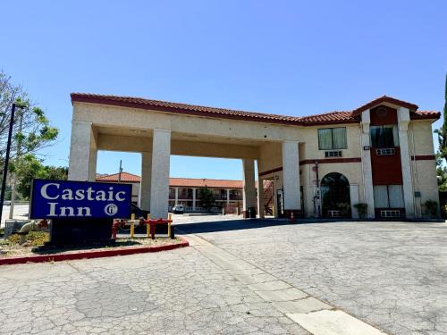 Castaic Inn Six Flags Valencia 1