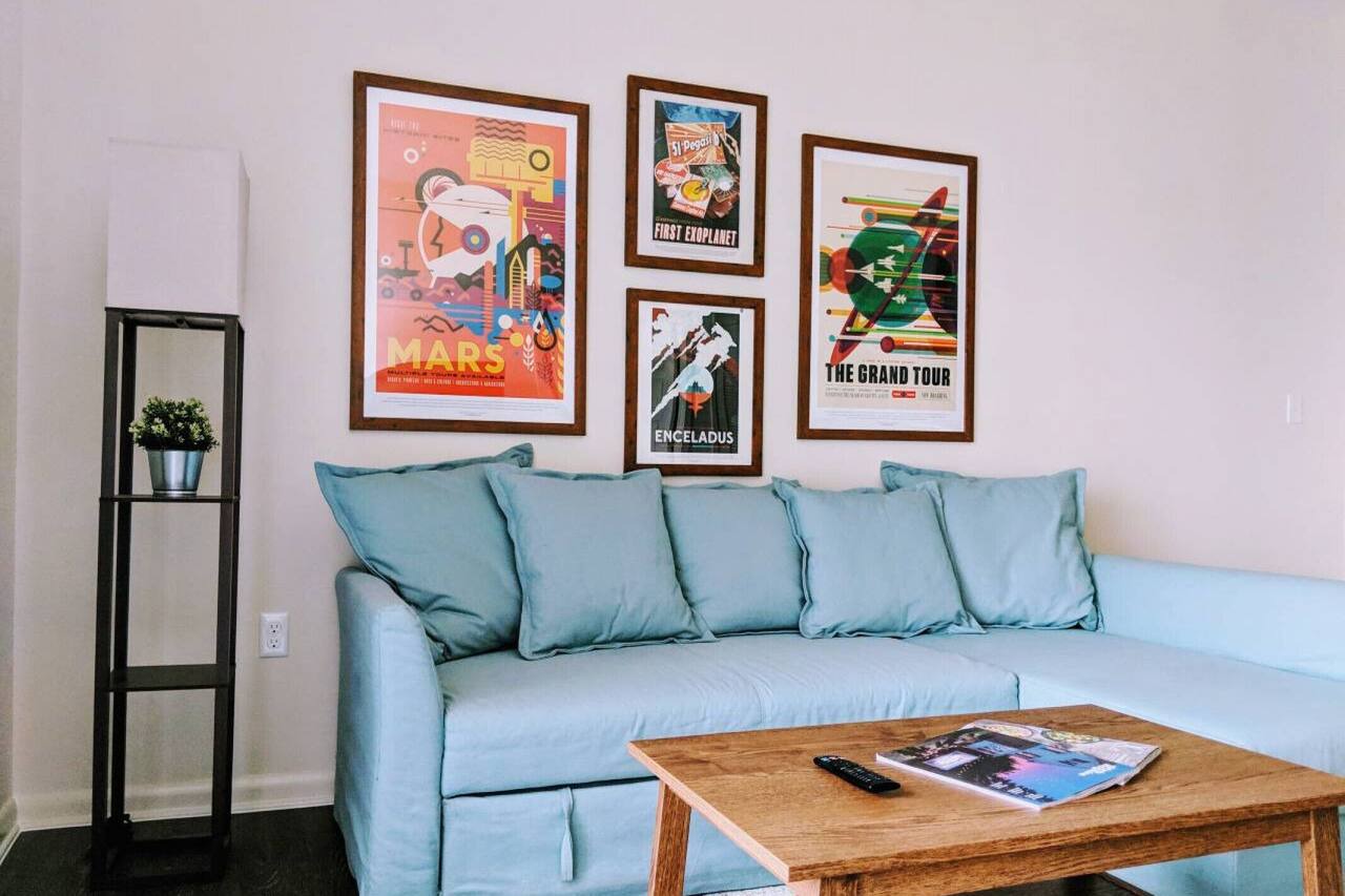 Centrally located in Uptown Charlotte. Walk to everything. Gym, Pool, Free Parking 1