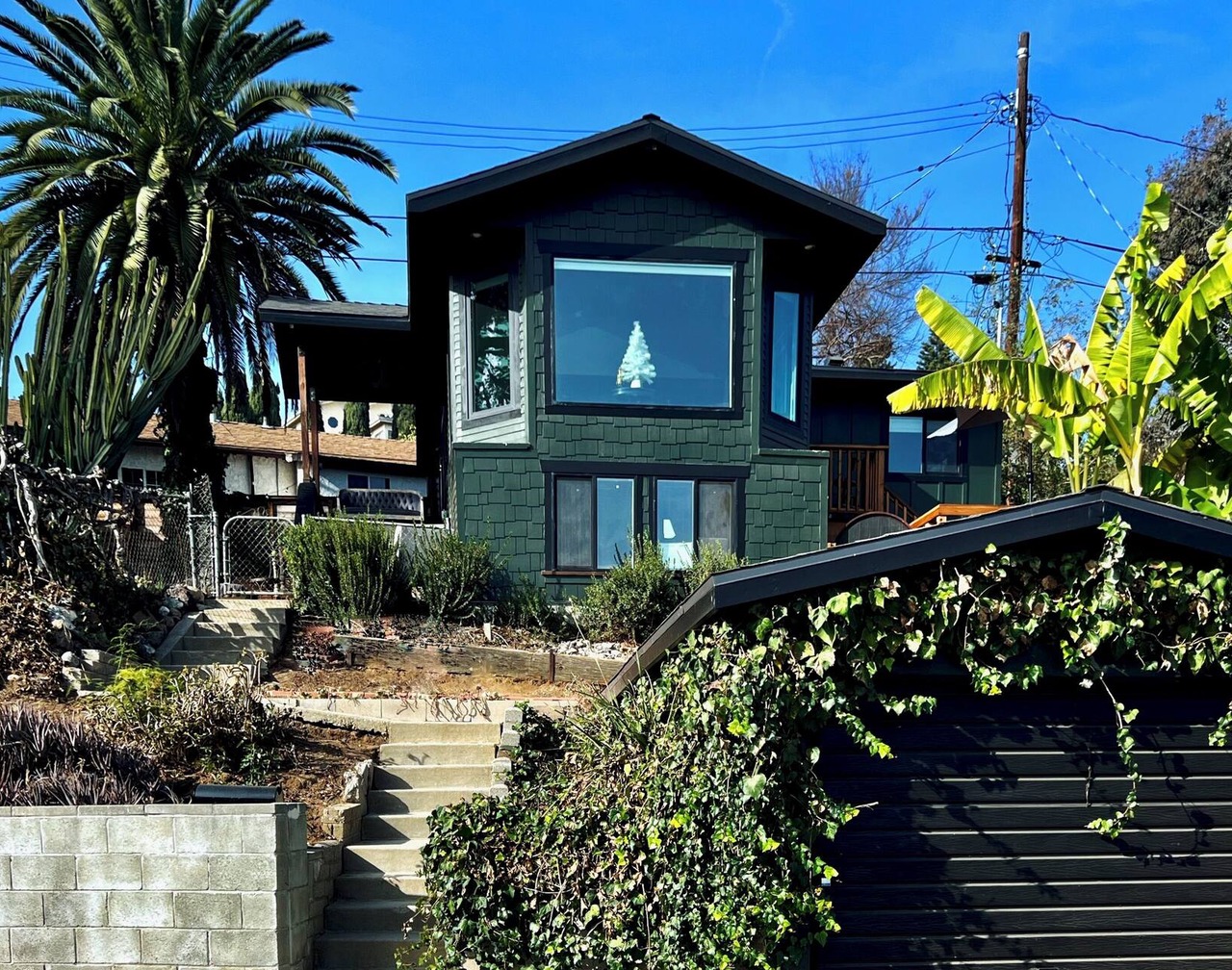 Charming 1923 2-bedroom 2-bath home with WiFi and AC in Los Angeles, Eagle Rock 1