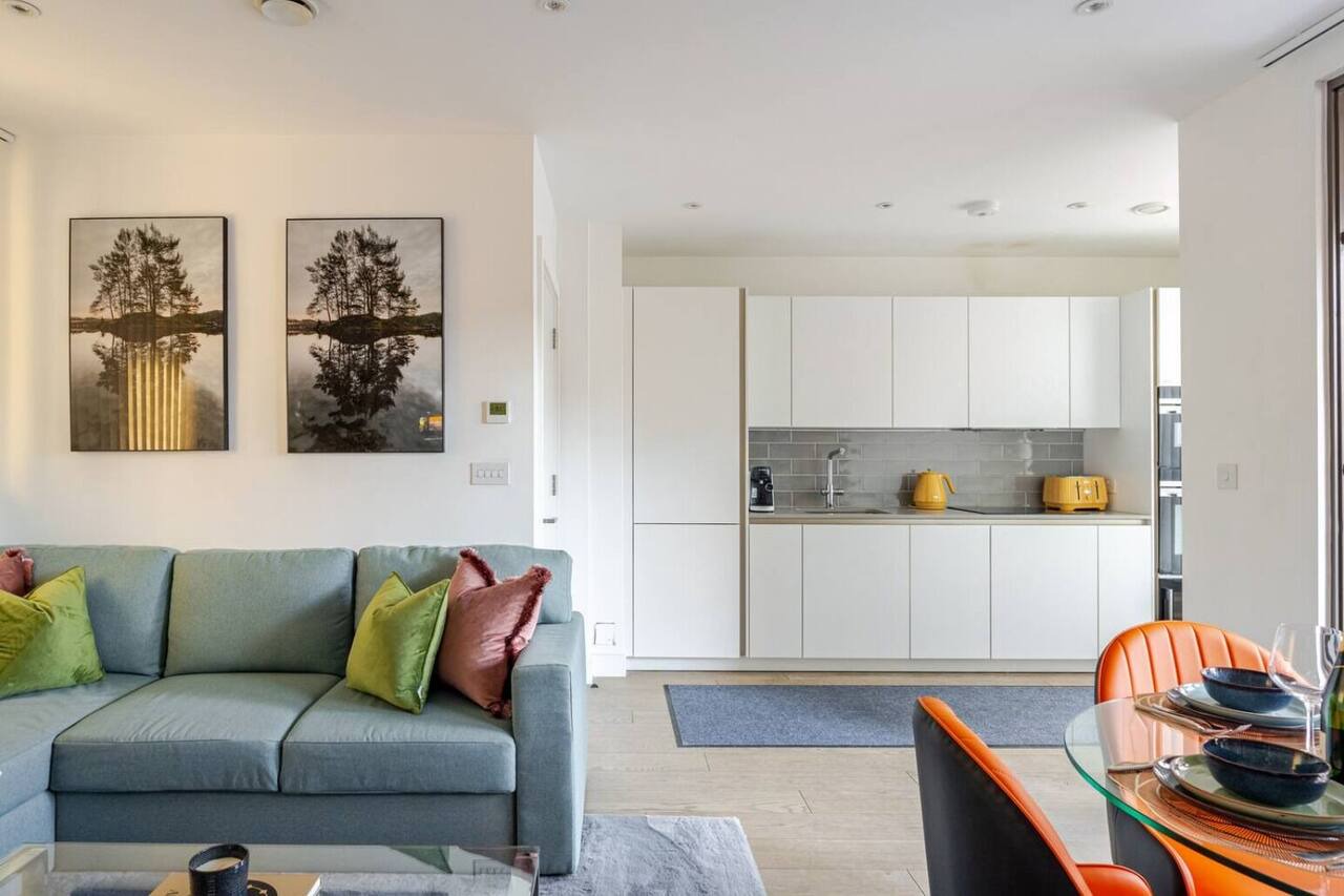 Charming 2 Bed Apartment by Shoreditch & Spitafeilds 1
