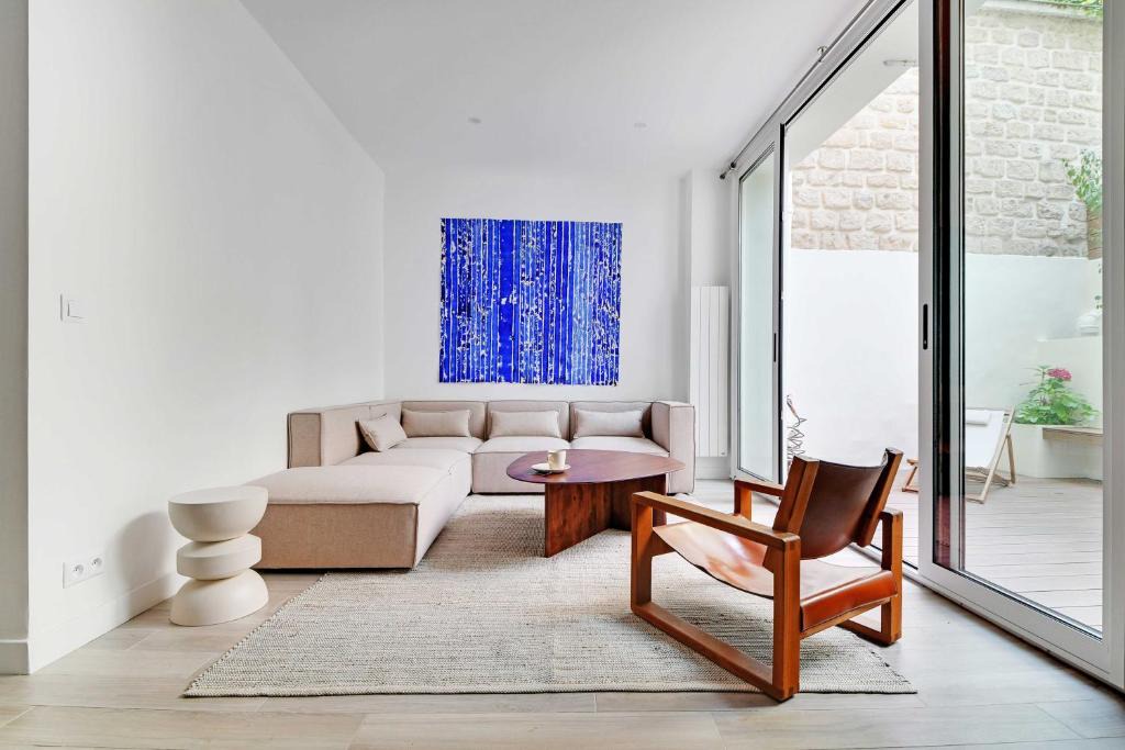 Charming apt with patio - 2BD4P - Monceau Park 1