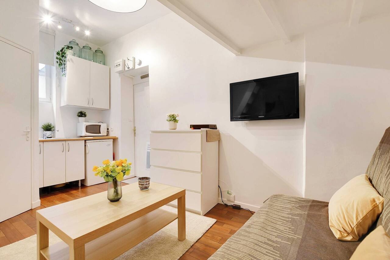 Charming studio - 2P- Le Marais 1