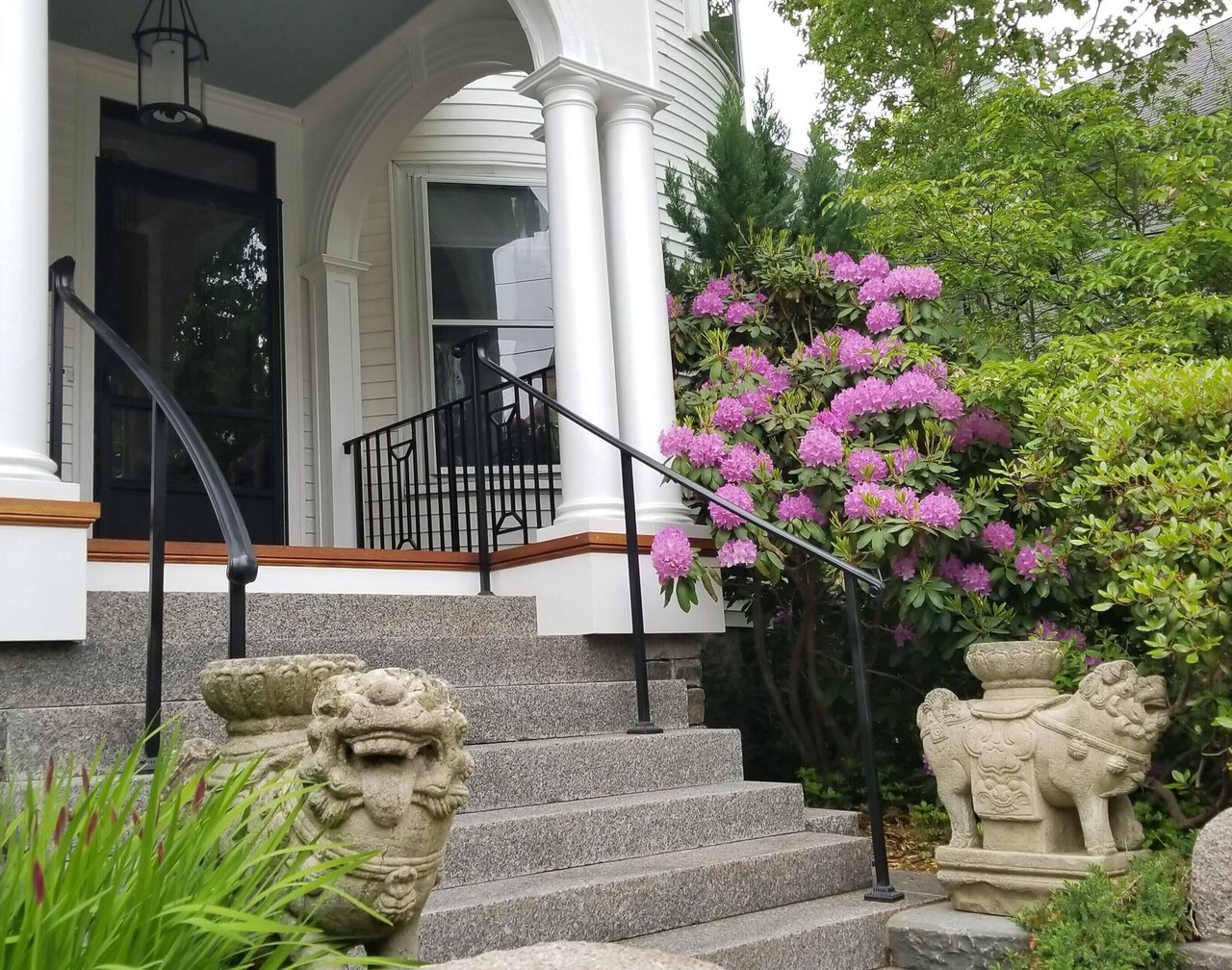 Charming Tree Top Victorian - Two Bedroom Retreat 1