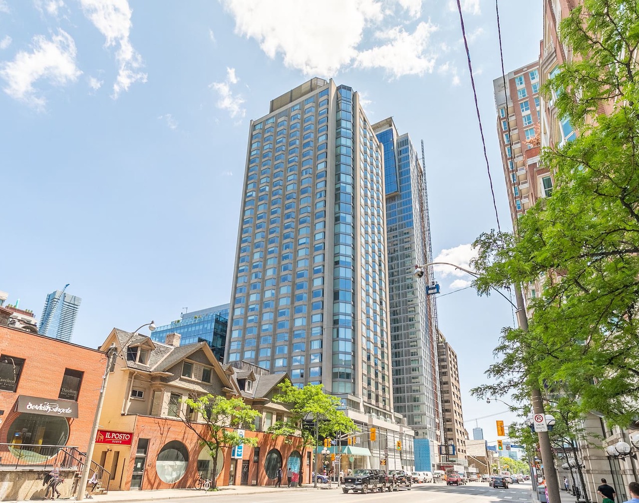 Charming Yorkville Condos 1