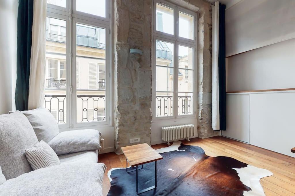 Chez Gustave: CLIM Calm,Saint Paul Marais, 2Guests 1