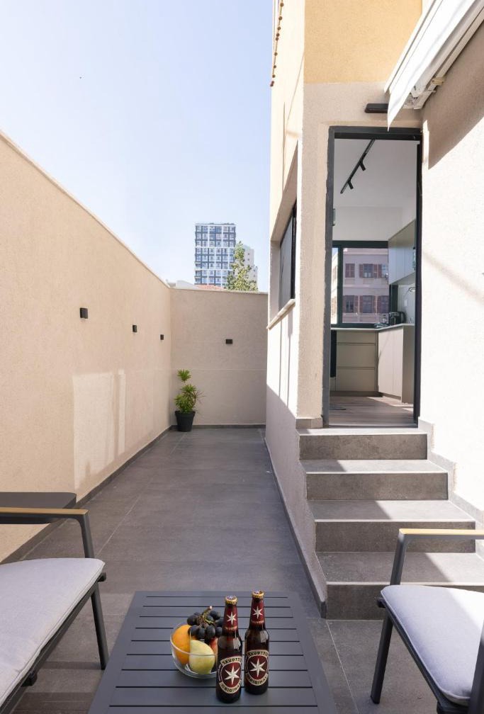 Chic & Quiet Studio in Hakerem by TLV2RENT 1