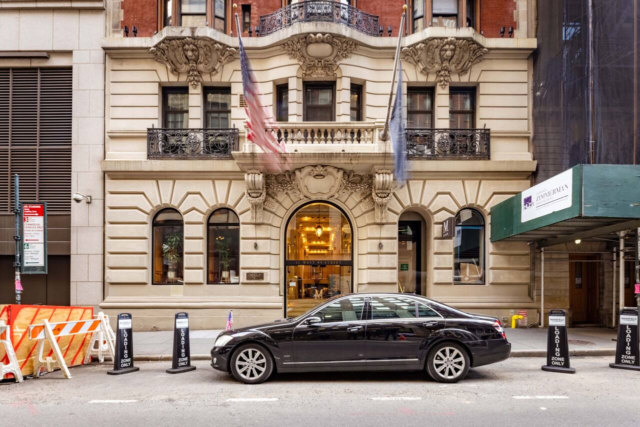 Chic Studio Steps from Times Square, Historic Building with Modern Amenities 1