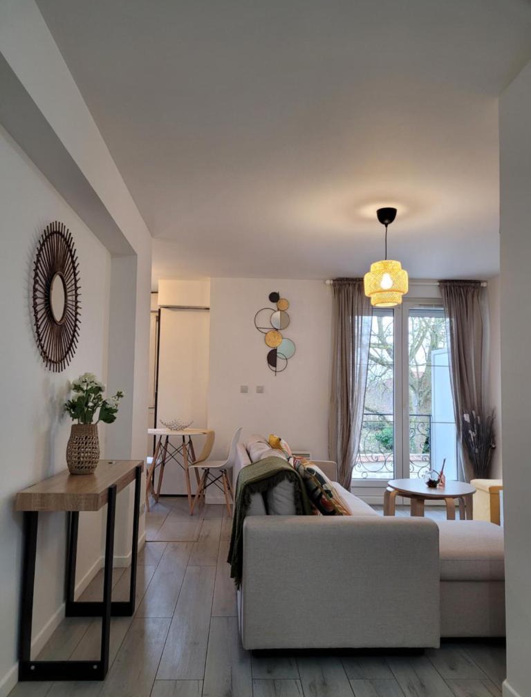 Cocooning House 212 Suite COSY SUNSHINE appartement Aeroport Paris Roissy CDG et Parc Asterix 1
