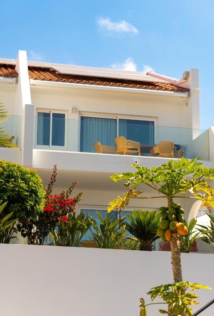 Costa Adeje Garden Aparthotel 1