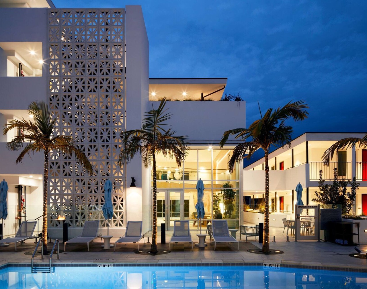 Courtyard by Marriott Santa Barbara Downtown 1
