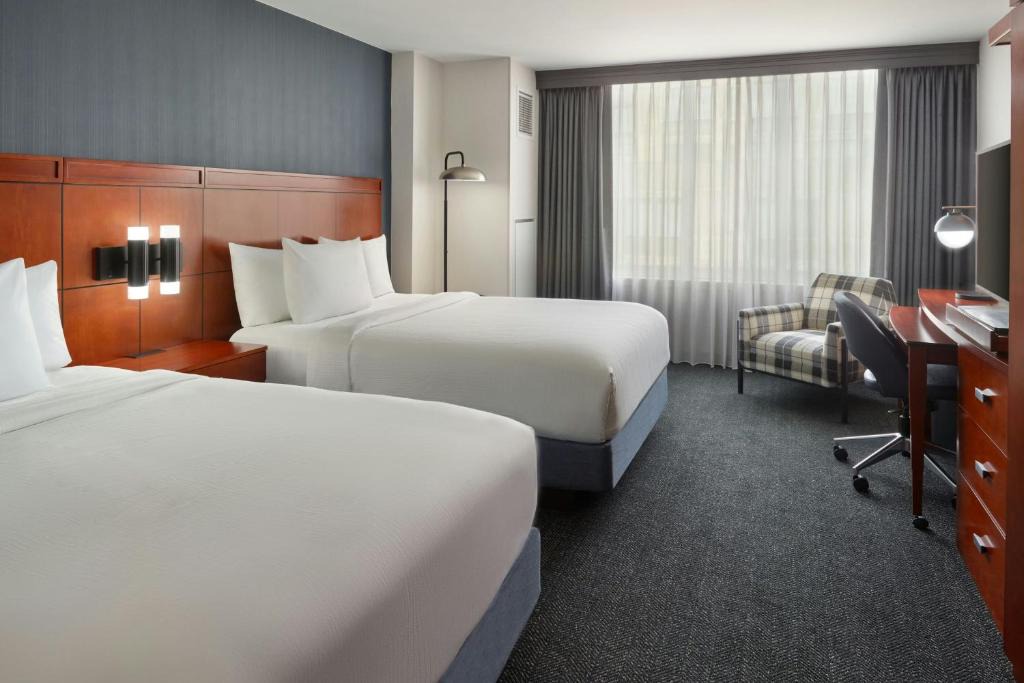 Courtyard by Marriott Washington, D.C./Foggy Bottom 1